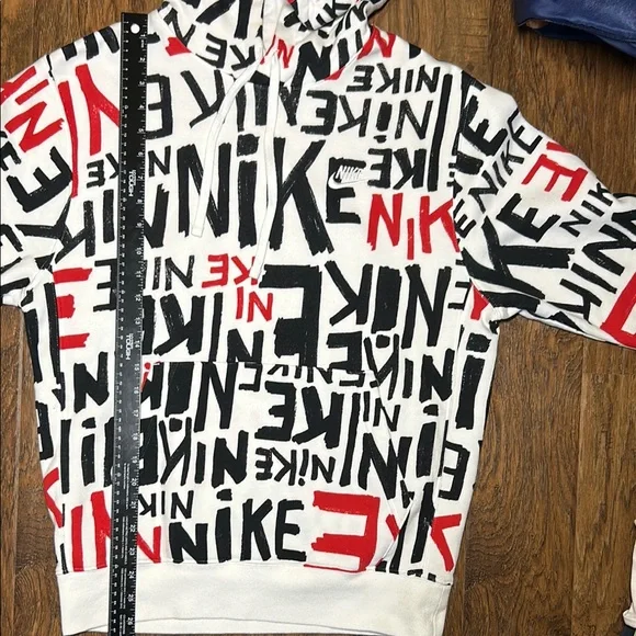 Men’s S Nike Sportswear Hoodie White Black and Red Nike All Over - Picture 5 of 6